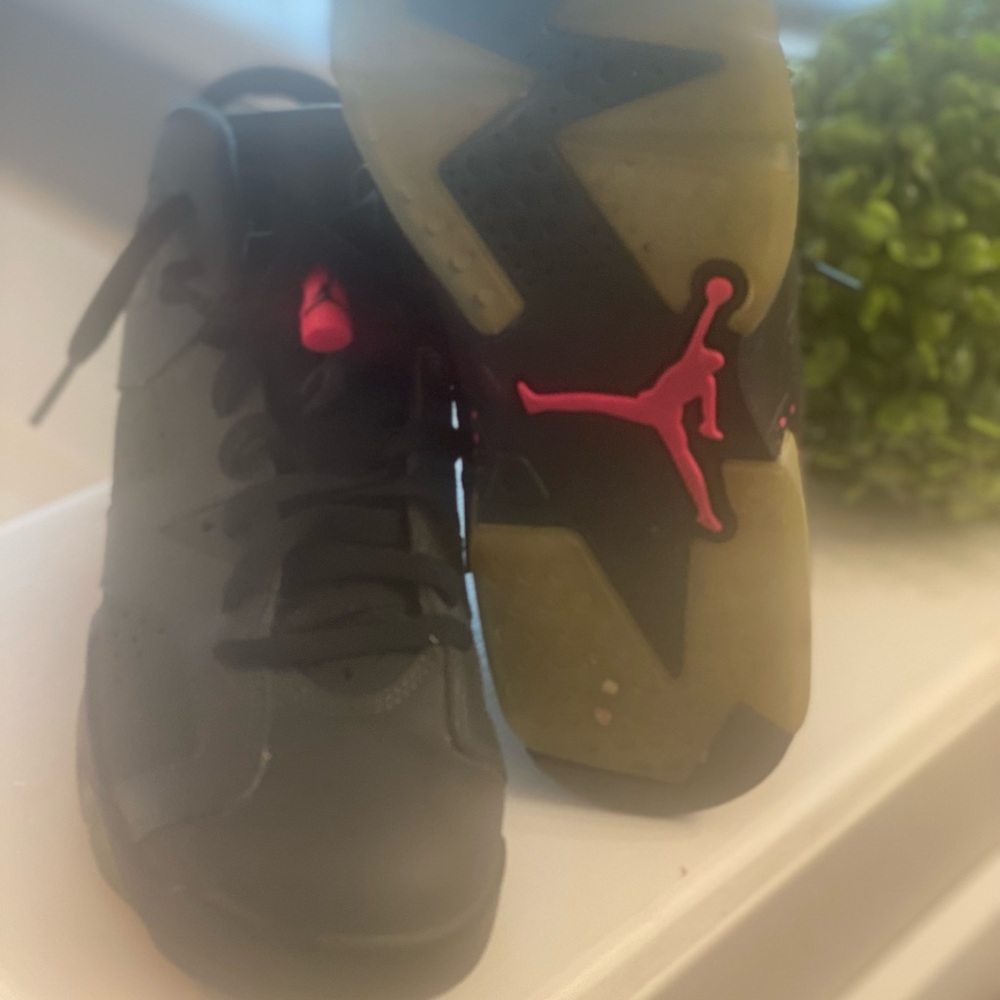 Air Jordan Retro 6
